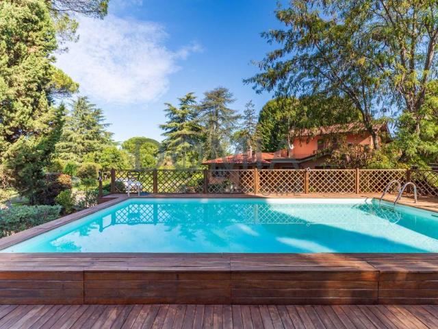 Villa in affitto a Roma RM