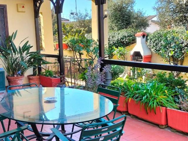 Villa in affitto a Roma RM