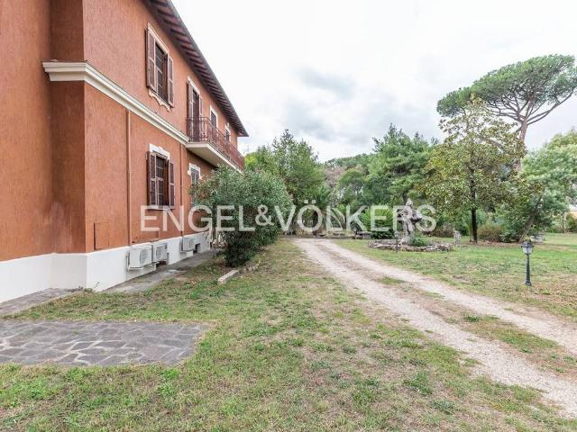 Villa in affitto a Roma RM