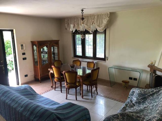 Villa in affitto a Roma RM