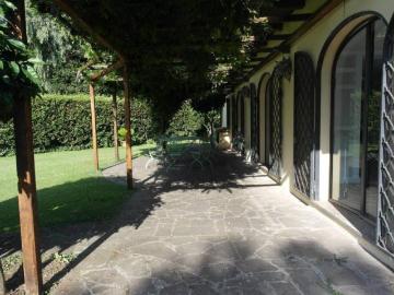 Villa in affitto a Roma RM