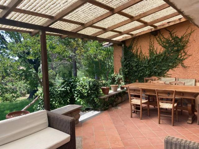 Villa in affitto a Roma RM
