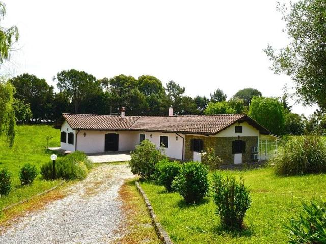 Villa in affitto a Roma RM