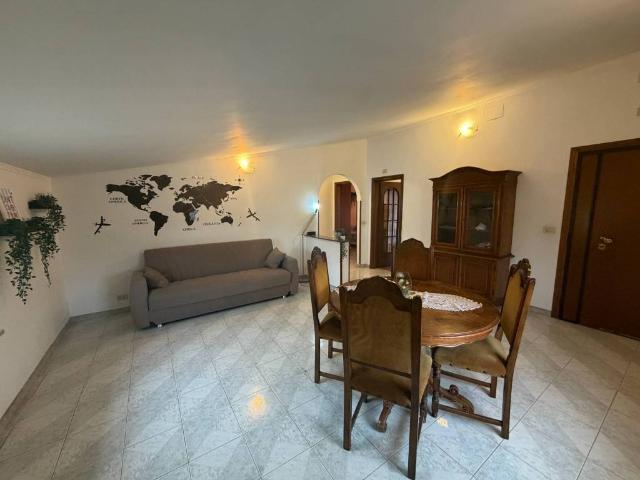 Villa in affitto a Roma RM