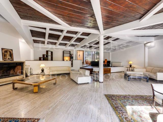 Villa in affitto a Roma RM
