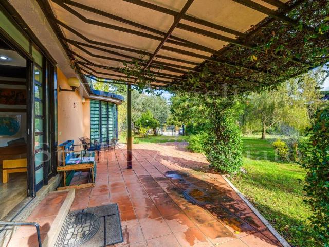 Villa in affitto a Roma RM
