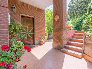 Villa in affitto a Roma RM