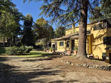 Villa in affitto a Roma RM