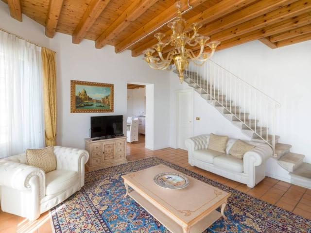 Villa in affitto a Refrontolo TV