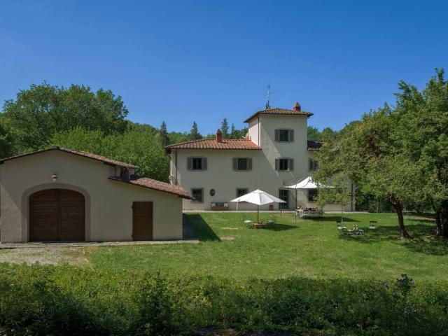 Villa in affitto a Reggello via Viesca, arredato, giardino, posto auto TrovaCasa