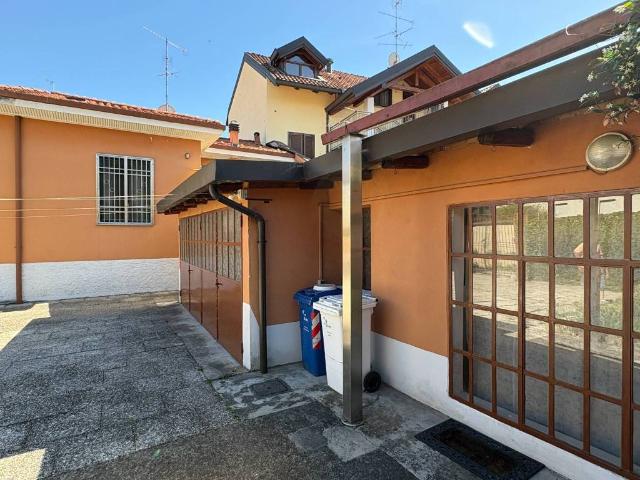 Villa in affitto a Rho MI