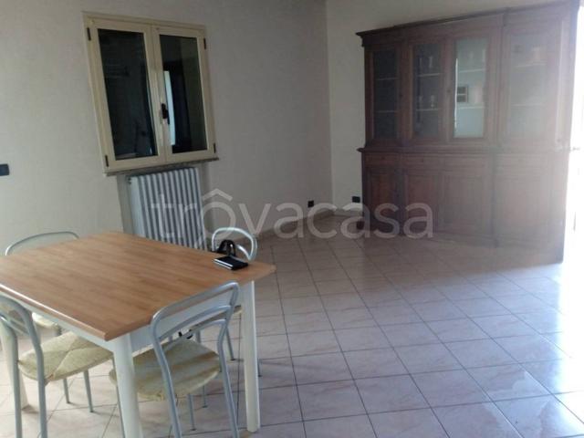 Villa in affitto a Rimini via Sacramora, arredato, giardino privato, posto auto TrovaCasa