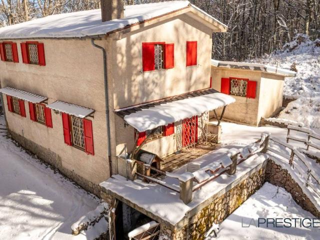 Villa in affitto a Tagliacozzo marsia, arredato, giardino privato, box TrovaCasa