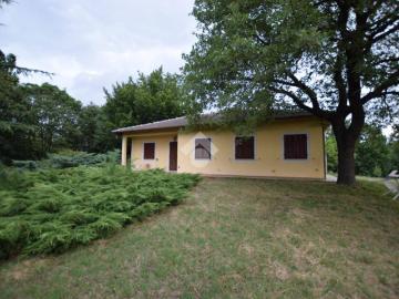 Villa in affitto a Tassarolo località fara nuova, arredato, giardino privato, box TrovaCasa