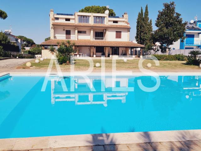 Villa in affitto a Terracina via baia del circeo, snc