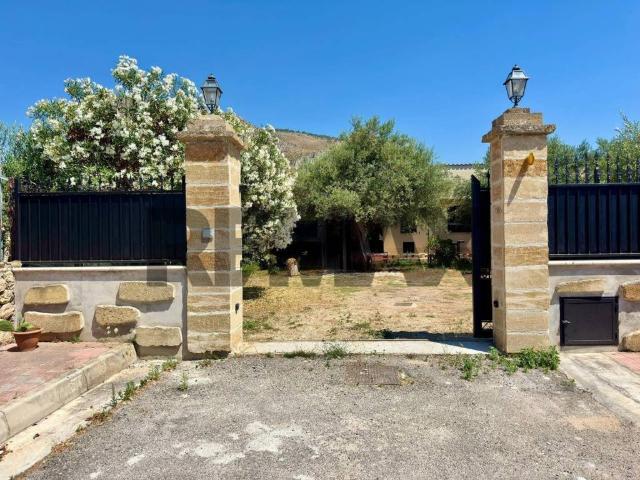Villa in affitto a Terrasini PA