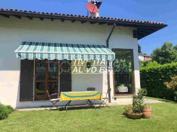 Villa in affitto a Tremezzina via Camatte, 5, arredato, giardino privato, box TrovaCasa