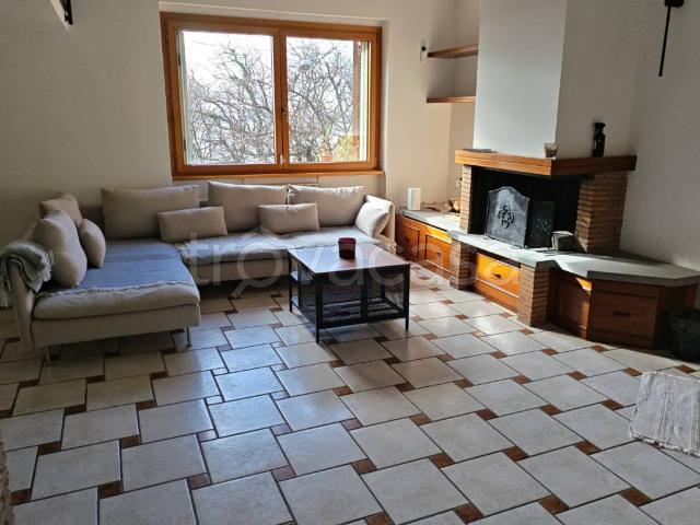 Villa in affitto a Trevignano Romano via della Macchia, 32, arredato, giardino privato, terrazzo TrovaCasa