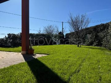 Villa in affitto a Trieste scala Santa, 133/1, arredato, giardino privato, posto auto TrovaCasa
