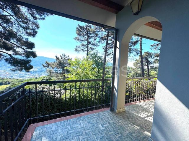 Villa in affitto a Vaiano via del Lastrone, giardino privato, terrazzo, parzialmente arredato TrovaCasa