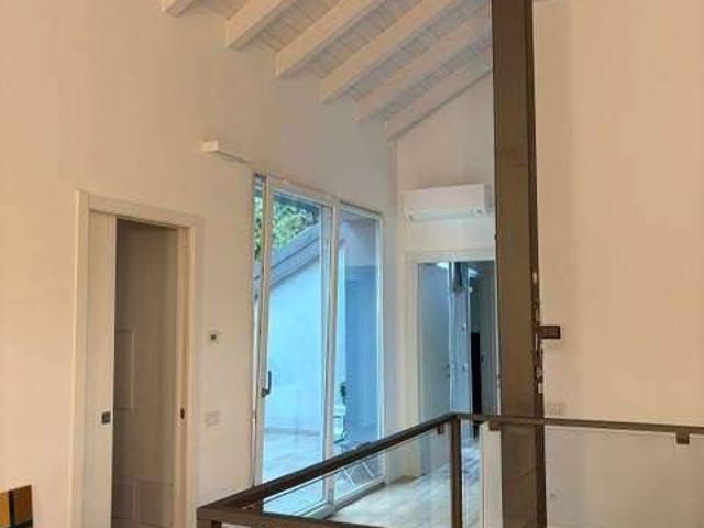 Villa in affitto a Varese VA