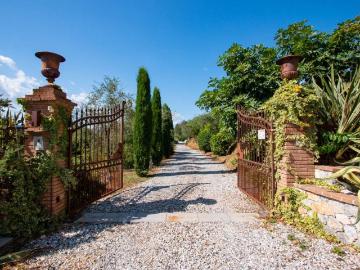 Villa in affitto a Vezzano Ligure SP