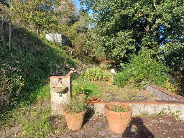 Villa in affitto a Vezzano Ligure via Bastia s.n.c vista mare, caminetto, porticato TrovaCasa