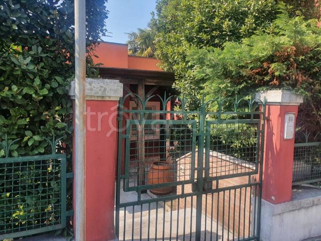 Villa in affitto a Venezia via Sandro Gallo, 8, arredato, giardino privato, panoramica TrovaCasa