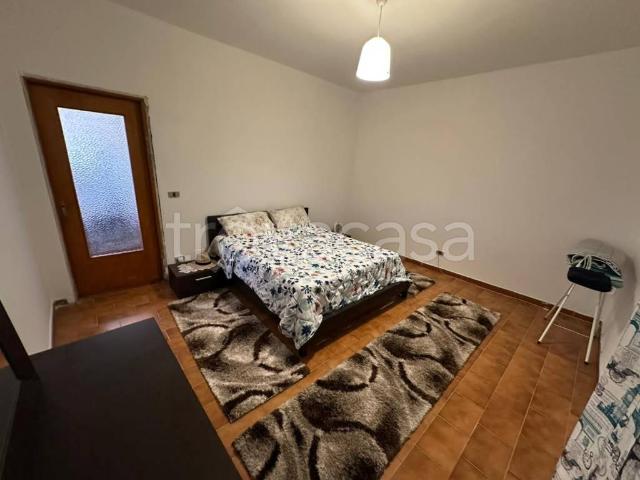 Villa in affitto a Verrua Savoia frazione Collegna, 47, non arredato/vuoto, giardino privato, terrazzo TrovaCasa