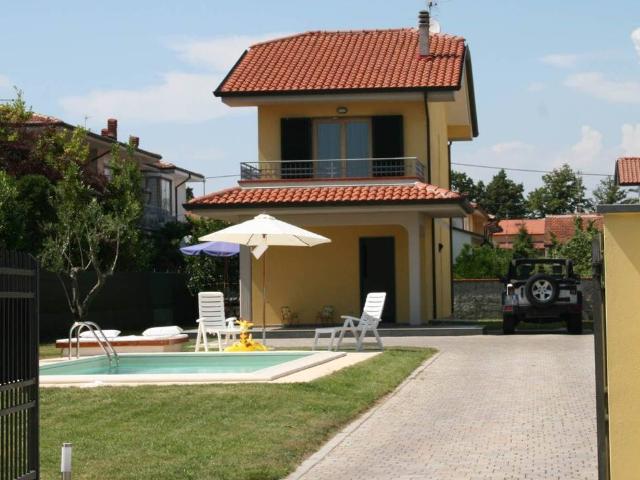 Villa in affitto a Viareggio