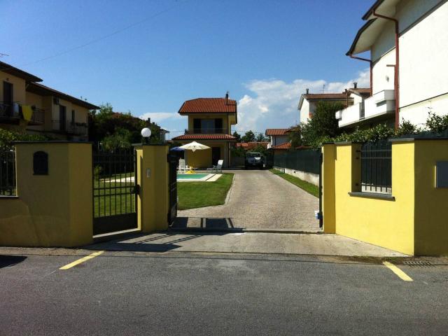 Villa in affitto a Viareggio