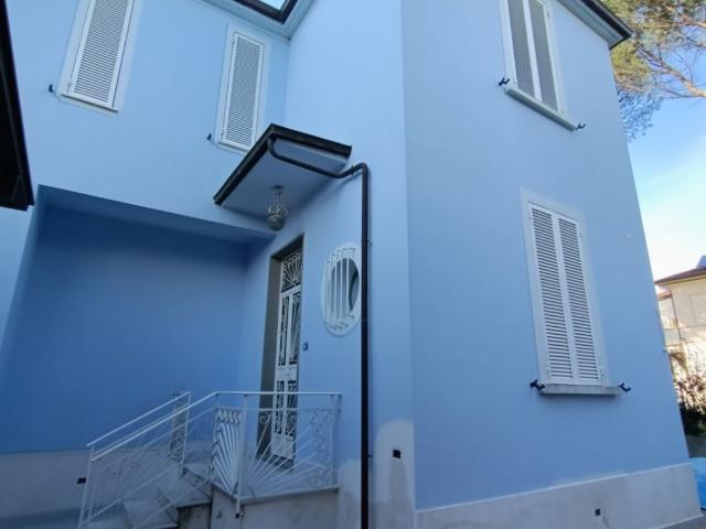 Villa in affitto a Villafranca in Lunigiana, giardino privato, posto auto, terrazzo TrovaCasa