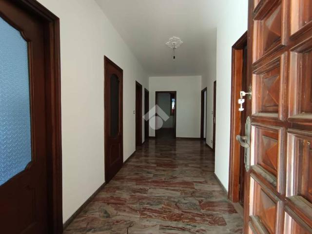 Villa in affitto ad Agliano Terme via sp59, 123, non arredato/vuoto, giardino privato, box TrovaCasa