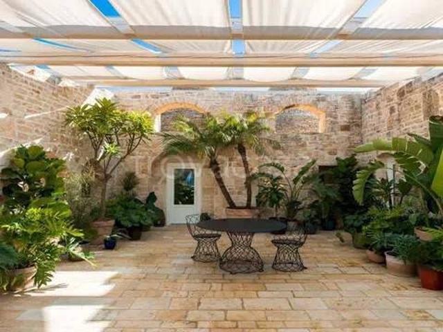 Villa in affitto ad Alberobello via Dante Alighieri, 30, giardino, caminetto, piscina privata TrovaCasa