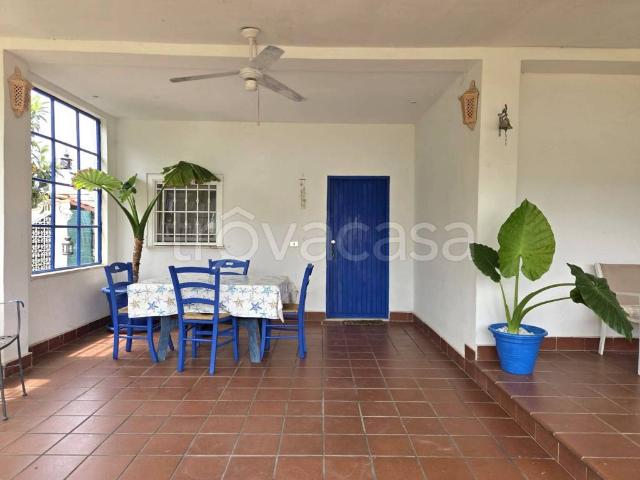 Villa in affitto ad Ardea via Campania, arredato, giardino privato, aria condizionata TrovaCasa