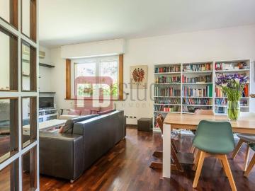Villa in affitto ad Arese via Campo Gallo, giardino privato, box, terrazzo TrovaCasa