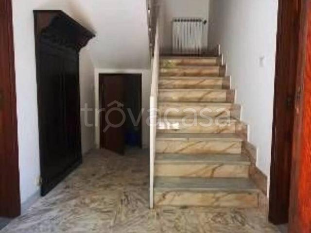 Villa in affitto ad Ariano Irpino via Nazionale, 42 10, giardino privato, terrazzo, zona residenziale TrovaCasa