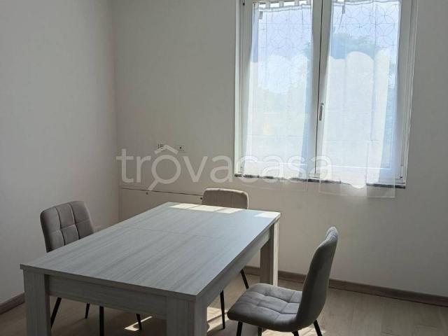 Villa in affitto ad Arluno via Roma, arredato, giardino privato, posto auto TrovaCasa