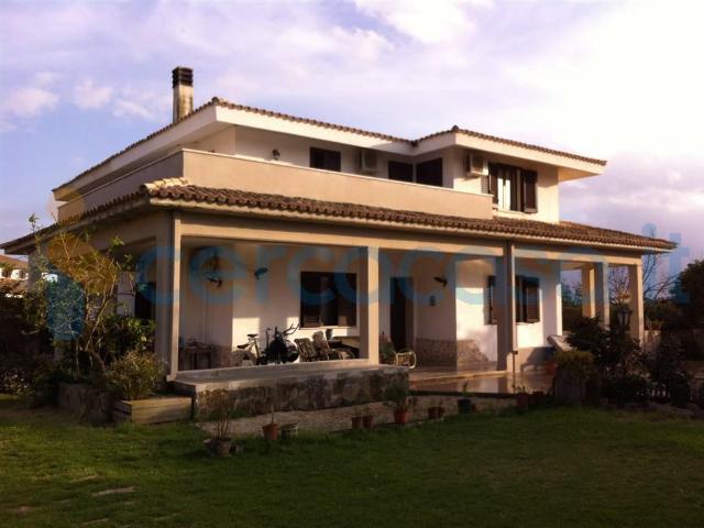 Villa in affitto in Traversa Sorgenti 5, Siracusa