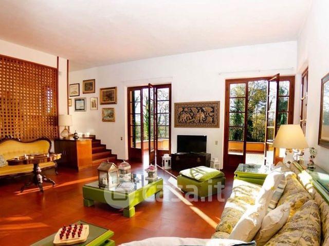 Villa in Affitto in Via della Pieve Santo Stefano 2709 a Lucca