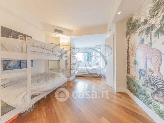 Villa in Affitto in Via Flaminia Nuova 172 a Roma
