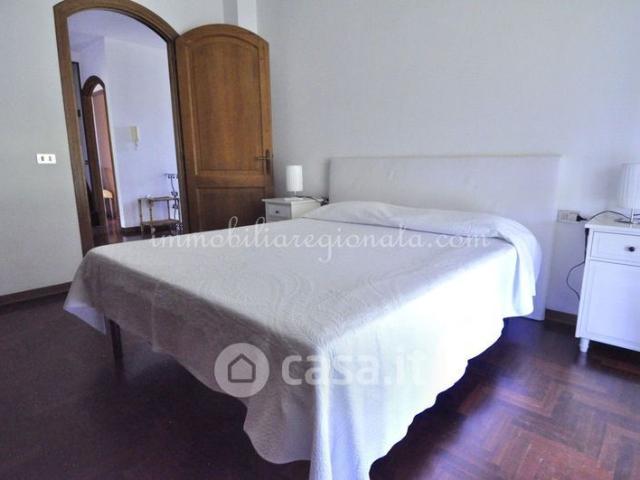 Villa in Affitto in Via Leonardo Da Vinci a Forte dei Marmi
