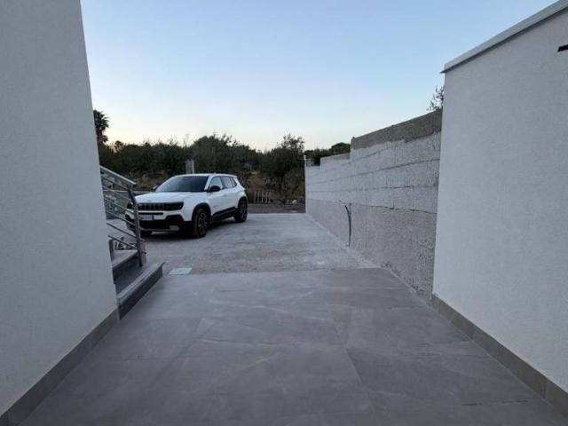 Villa in affitto in Via Nazionale s.s.113 ovest