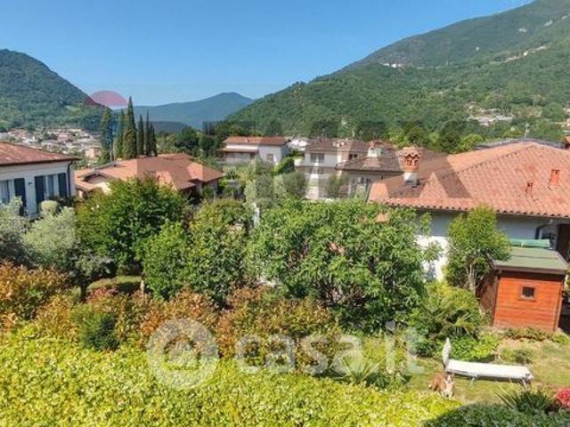 Villa in Affitto in zona Roè a Roè Volciano