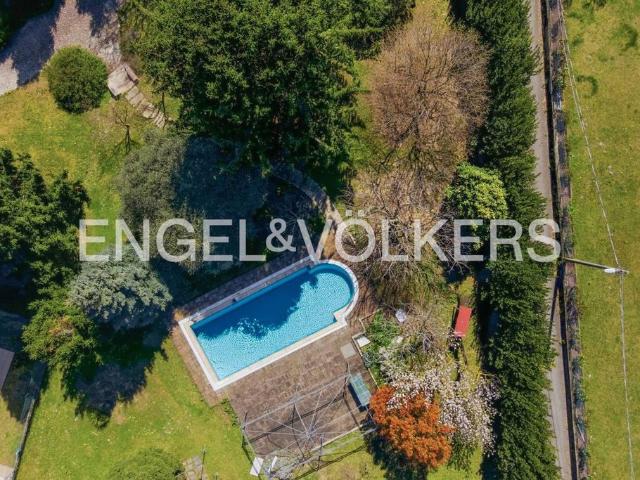 Villa in affitto|Lombardia,Caravate