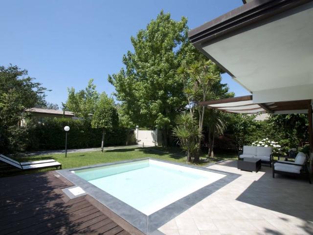 Villa in affitto|Toscana,Forte dei Marmi