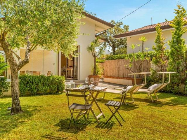Villa in affitto|Toscana,Forte dei Marmi