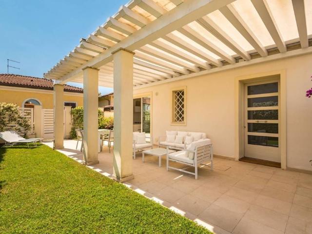 Villa in affitto|Toscana,Forte dei Marmi