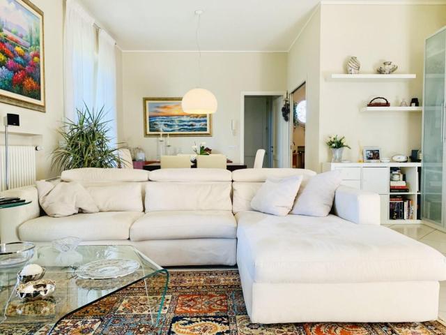 Villa in affitto Vittoria Apuana, Forte dei Marmi