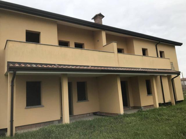 villa in bifamiliare in vendita a Ferrara, Chiesuol del Fosso